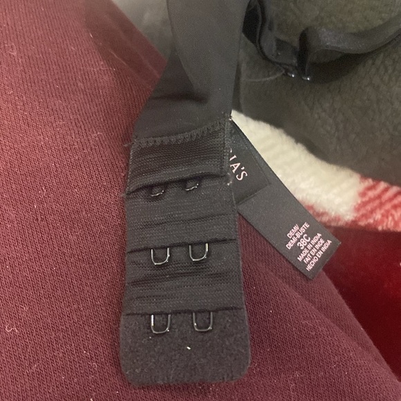 EUC Victoria Secret Black Demi Underwir Bra 38C - Picture 4 of 6